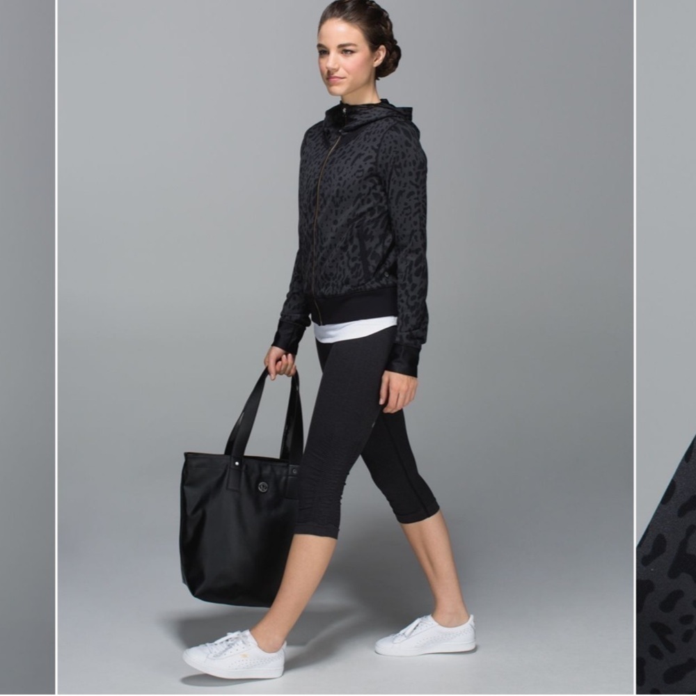 Lululemon Grey Black Namaskar Leopard Animal Swirl zip up scuba hoodie size 4 - Picture 2 of 16